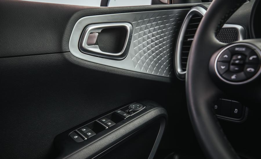 Детали интерьера Kia Soul X-Line (SK3) 2019 года  (NA) (фото 39 из 41)